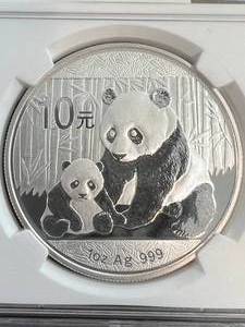 lot 04 image: 2012 CHINESE PANDA 1 TROY OZ .999 FINE SILVER NGC MS69