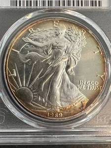 lot 07 image: 1989 AMERICAN SILVER EAGLE PCGS MS68