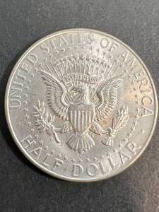 lot 18 image: 1964 US KENNEDY HALF DOLLAR