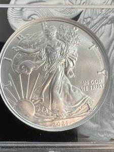 lot 23 image: 2021 AMERICAN SILVER EAGLE TY.1 NGC MS69