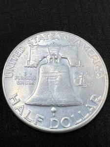 lot 30 image: 1963 US FRANKLIN HALF DOLLAR