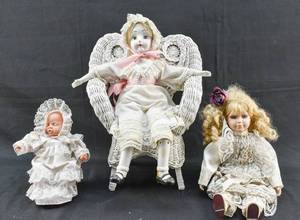 lot 154 image: 3 Vintage Dolls with Chair