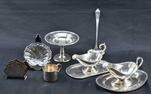 lot 139 image: 9 Assorted Silver Plated Pieces