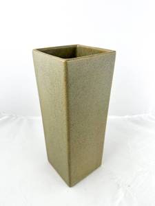 lot 230 image: Vintage McCoy Olive Green Floraline 449 Vase