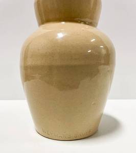 lot 15 image: Weyman & Bro PA Weymans Snuff Stoneware Jar
