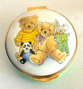 Darling Enameled Trinket Box by Crummles