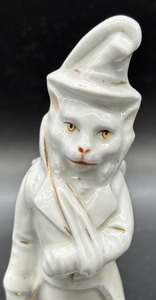 Victorian Ceramic Match Strike Figurine
