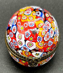 Gorgeous Mosaic Art Glass Trinket Box