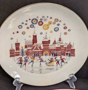 Assorted Vintage Christmas Serving Plates