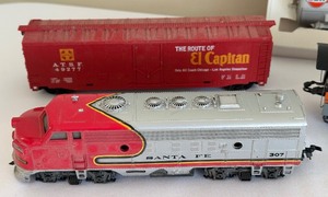 Assorted HO Scale Train Cars