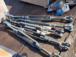 lot 626 image: Lot of (5) Heavy Duty Cable Tighteners