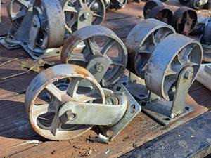 lot 639 image: Lot of (4) Industrial 6 Caster Wheels