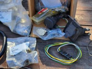 lot 661 image: Lot of (1 Box) Trailer Light Accessories - Wiring Harness, Plugin, Socket Boot,  Misc.