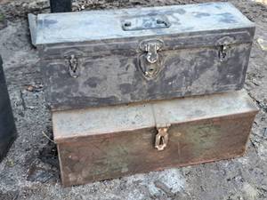 lot 671 image: Lot of (2) Metal Tool Boxes