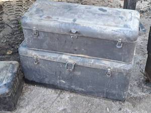 lot 672 image: Lot of (2) Metal Tool Boxes