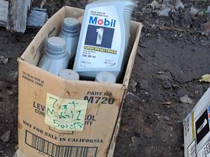 lot 716 image: Lot of (7) Mobil 1 5W-40 Turbo Diesel Truck Motor Oil 1-Quart Plastic Bottle