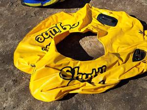 lot 750 image: Shuttle Tube Water Tube