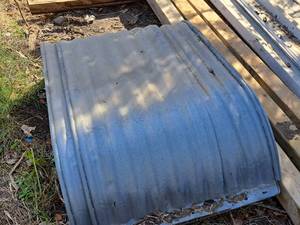 lot 618 image: Lot of (4) Metal Window Wells