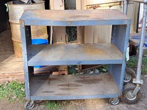 lot 759 image: Metal Utility Cart 3-tier