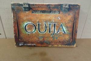lot 356 image: Ouija Board Game