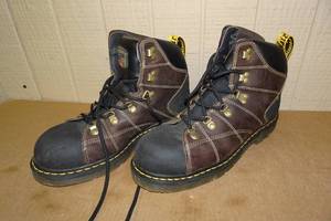 lot 359 image: Dr. Martens Safety Toe Boots -Mens Size 11