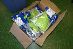 lot 382 image: 10 Sets Cressi Mini Lite Kids Fins
