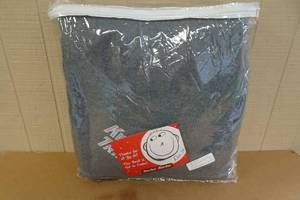 lot 394 image: Kwik Trip Blanket and Pillow Gift Set