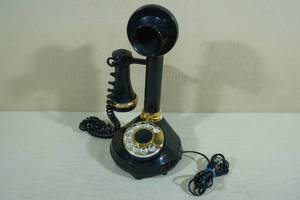 lot 22 image: Vintage Candlestick Telephone