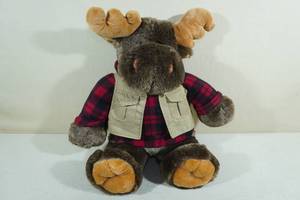 lot 39 image: Plush Hunter Moose 26