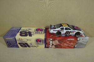 lot 43 image: Action Dale Earnhardt Jr Taco Bell 124 Scale Die-Cast Stock Car