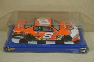 lot 49 image: Winners Circle Dale Earnhardt Jr Looney Tunes 124 Scale Die-Cast Stock Car