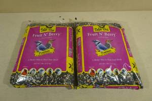 lot 99 image: 2 5lb Better Bird Fruit N Berry Bird Feed