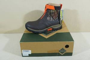 lot 126 image: Muck Boots Mens Apex Mid Zip -Size 7
