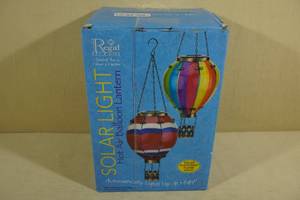 lot 134 image: Regal Large Hot Air Balloon Solar Lantern -Striped RedWhiteBlue