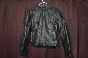 lot 208 image: Xelement Leather Motorcycle Jacket -XL