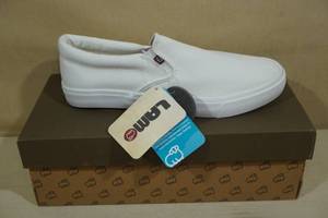 lot 212 image: Lamo Womens Piper Slip-On Shoes -Size 8.5, White