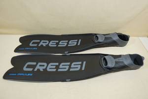 lot 270 image: Cressi Gara Impulse Free Diving Fins -Size 10-11