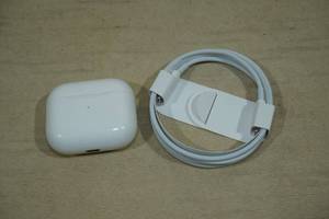 lot 276 image: Apple Airpods 3rd Generation with MagSafe Charging Case