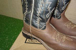 lot 279 image: Used or Mismatched Items - Korkers, Waders, Boots