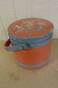 lot 319 image: Vintage Norwegian Wooden Bucket