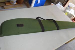 lot 194 image: 55 inch Browning gun case