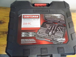 lot 302 image: Craftsman 154 piece mechanics tool set as pictured
