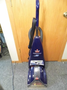 lot 310 image: Bissell Power steamer carpet shampooer