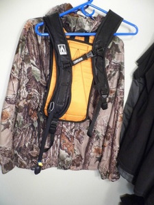 lot 366 image: Cabelas size M jacket, appears like new and other outdoor gear including Camelback backpack
