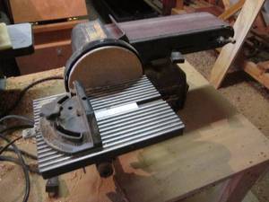 lot 7 image: Sears Craftsman 6 disc, 436 belt sander combo