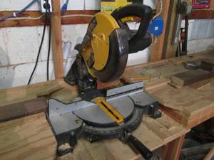lot 10 image: Pro-Tech 10 compound Miter Saw
