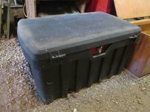 lot 17 image: Heavy duty Pro tuff box (no content)