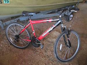 lot 36 image: Mens Huffy 18-speed Stone Mountain bicycle
