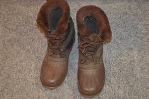 lot 262 image: Steel Shank Winter Work Boots - Size Unknown