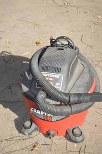 lot 153 image: Craftsman 16 gallon wetdry shop vac